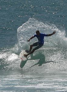 220px kelly slater