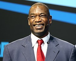 Sponsorpitch & Dikembe Mutumbo