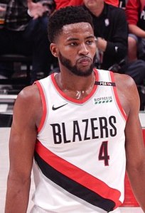Sponsorpitch & Moe Harkless