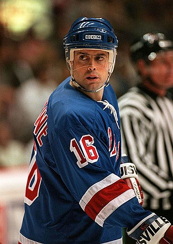 345px pat lafontaine  1997