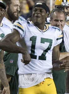 Sponsorpitch & Davante Adams