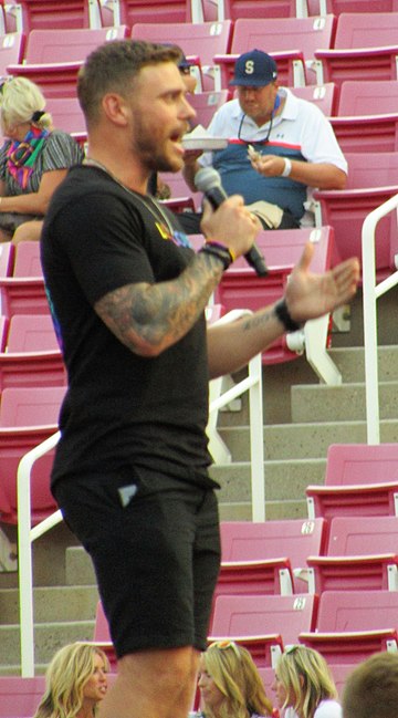 360px gus kenworthy at loveloud 2018 (43553454744)