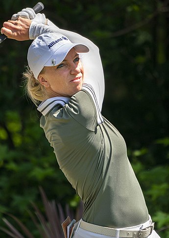 345px sophia popov (cropped)