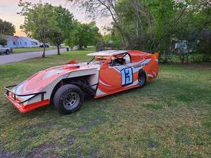 Sponsorpitch & Barnes Racing