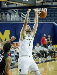 Sponsorpitch & Hunter Dickinson